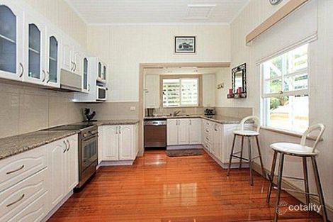 Property photo of 8 Aster Street Cannon Hill QLD 4170