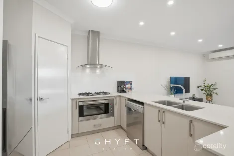 Property photo of 15 Marathon Loop Madeley WA 6065