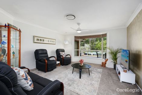 Property photo of 17 Burnside Close Lisarow NSW 2250