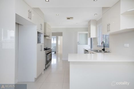 Property photo of 13 Nipigon Road Seven Hills NSW 2147