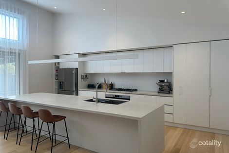 Property photo of 43 Oakwood Close Gisborne VIC 3437