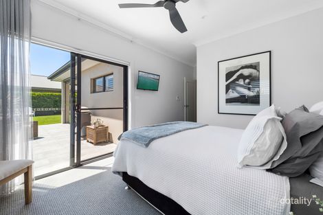 Property photo of 6 Macquarie Drive Burrill Lake NSW 2539
