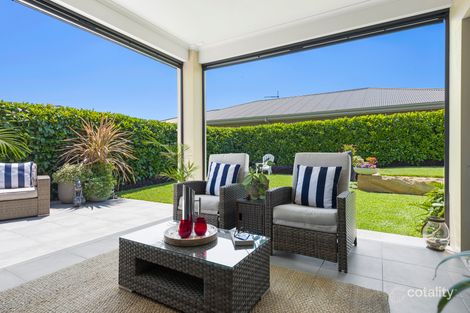 Property photo of 6 Macquarie Drive Burrill Lake NSW 2539