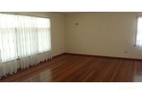 Property photo of 115 Dewar Terrace Sherwood QLD 4075