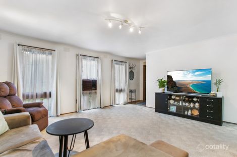 Property photo of 15 John Edgcumbe Way Endeavour Hills VIC 3802
