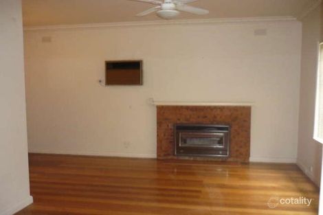 Property photo of 2 Beaumont Street Watsonia VIC 3087