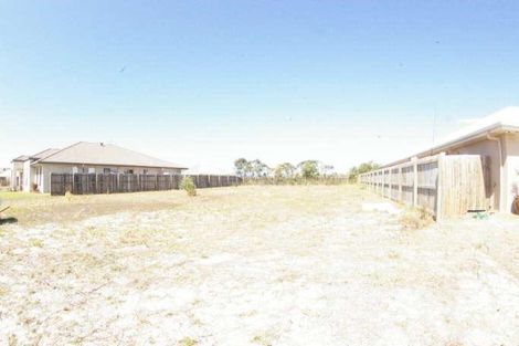 Property photo of 67 Sandheath Place Ningi QLD 4511