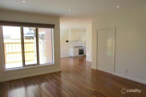 Property photo of 1/146 Arvon Road Strathmore VIC 3041