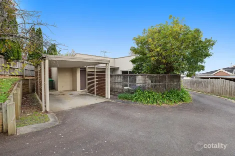 1/3 Cameron Ct, Drouin, VIC 3818