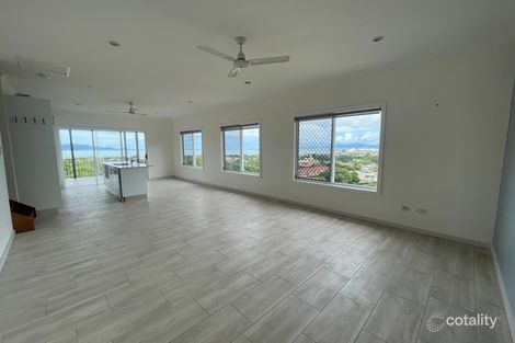 Property photo of 15 Toorak Place Castle Hill QLD 4810