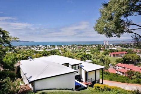 Property photo of 15 Toorak Place Castle Hill QLD 4810
