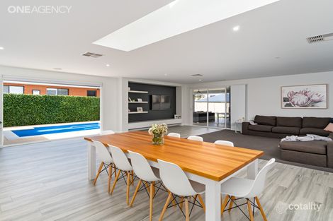 Property photo of 11 Goonawarra Street Gobbagombalin NSW 2650
