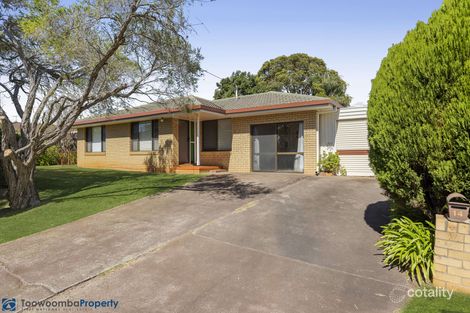 Property photo of 14 Belcher Drive Glenvale QLD 4350