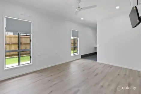 Property photo of 38 Somerset Drive Andergrove QLD 4740