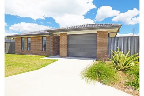 3/10 Martin Cres, Junction Hill, NSW 2460