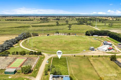 17 Pine Grove Ave, Cowwarr, VIC 3857