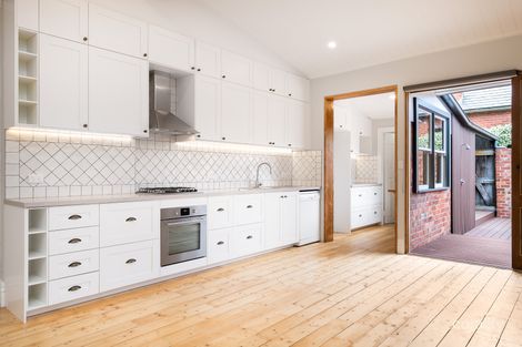 Property photo of 127 Kerferd Road Albert Park VIC 3206