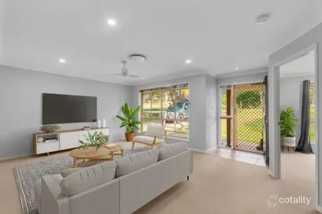 Property photo of 10 Coventry Court Southside QLD 4570
