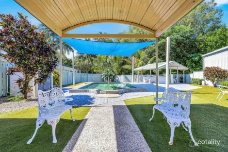 Property photo of 9/35-41 Upolu Esplanade Clifton Beach QLD 4879