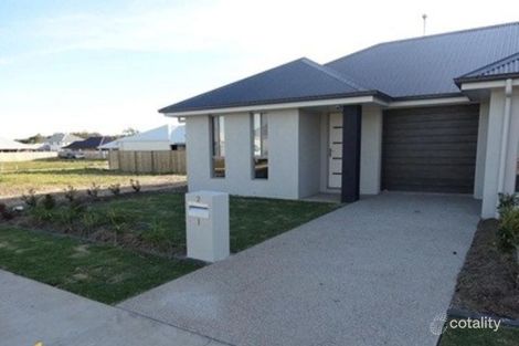 2/1 Burleigh Ct, Blacks Beach, QLD 4740