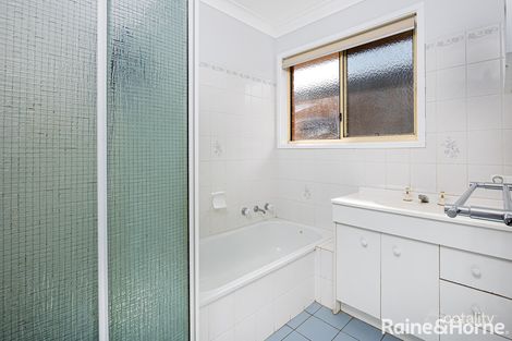 Property photo of 8 Bamarook Crescent Glenfield Park NSW 2650
