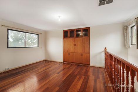 Property photo of 1/34 Darbyshire Road Mount Waverley VIC 3149