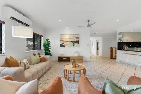 Property photo of 32 Daphne Drive Redlynch QLD 4870