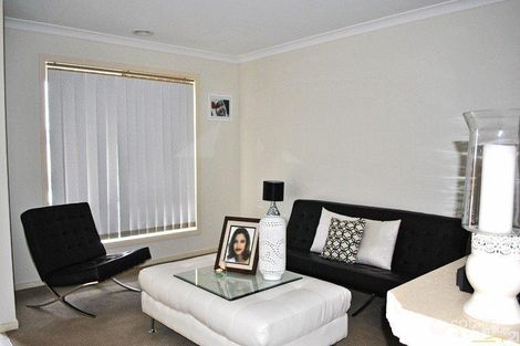 Property photo of 47 Salvia Avenue Pakenham VIC 3810