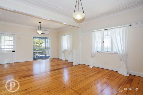 Property photo of 299 Riding Road Balmoral QLD 4171