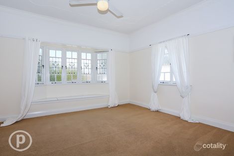 Property photo of 299 Riding Road Balmoral QLD 4171