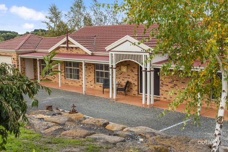 Property photo of 11 Clover Court Romsey VIC 3434