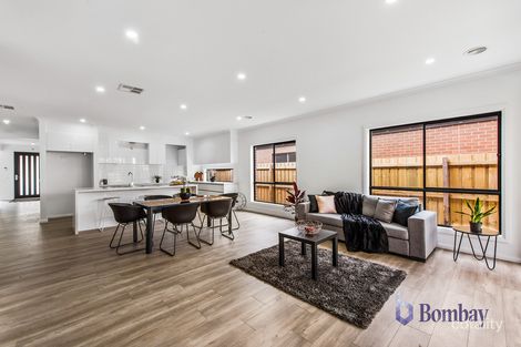 Property photo of 11 Cayenne Way Mickleham VIC 3064