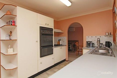 Property photo of 5 Brumby Crescent Emu Heights NSW 2750