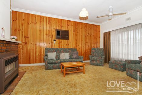 Property photo of 33 Howard Street Reservoir VIC 3073