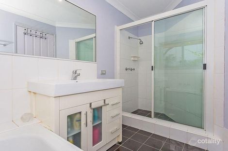 Property photo of 2 Hillside Crescent Edens Landing QLD 4207