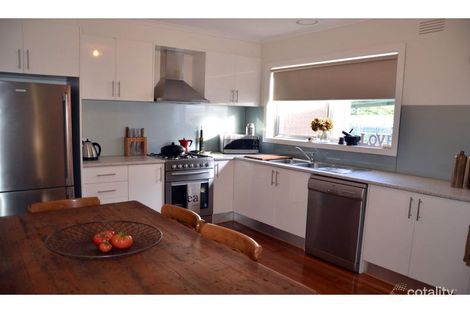 Property photo of 37 Queensville Street Kingsville VIC 3012