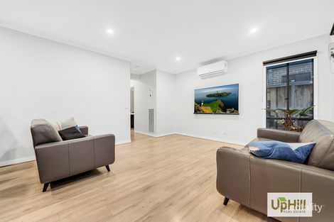 Property photo of 42 Treehouse Avenue Clyde VIC 3978