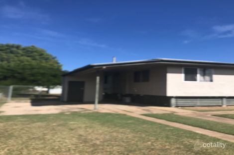 Property photo of 56 Beardmore Crescent Dysart QLD 4745