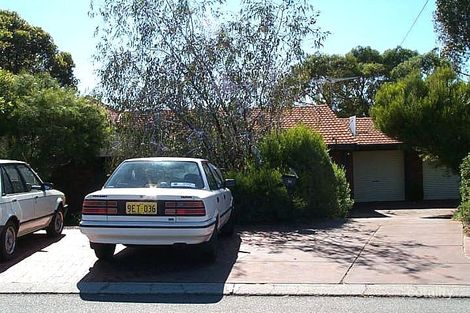 37 Ambergate St, Karrinyup, WA 6018