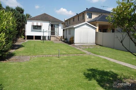 Property photo of 19 Lithgow Avenue Yagoona NSW 2199