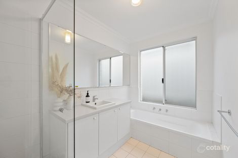 Property photo of 12 Terrene Lane O'Connor WA 6163