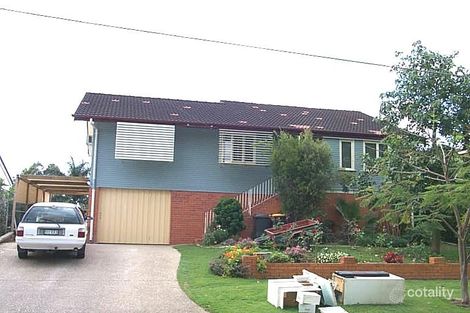 3 Kingaroy St, Stafford Heights, QLD 4053