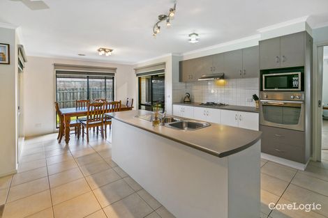 Property photo of 3 Gracehill Mews Cranbourne VIC 3977