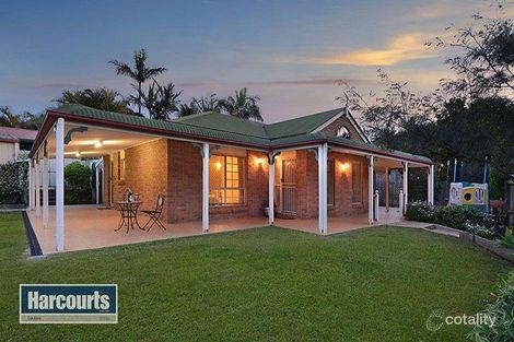 33 Walkers Rd, Everton Hills, QLD 4053
