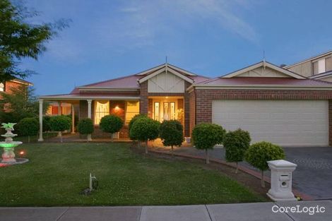 Property photo of 6 The Oval Berwick VIC 3806