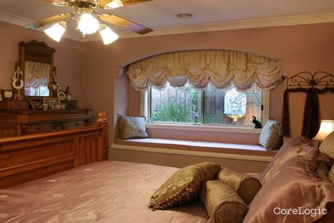 Property photo of 6 The Oval Berwick VIC 3806