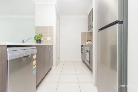 Property photo of 2/3 Christine Drive Coomera QLD 4209