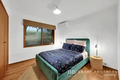 Property photo of 1 Aurora Rise Sassafras VIC 3787