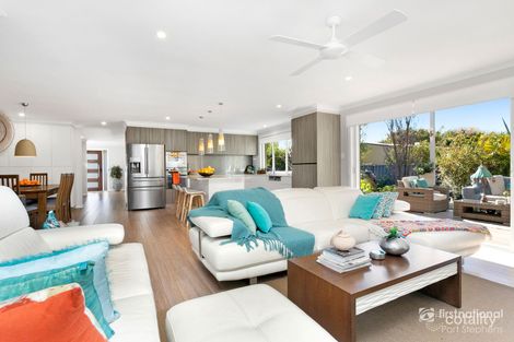 Property photo of 8 Anderson Place Salamander Bay NSW 2317