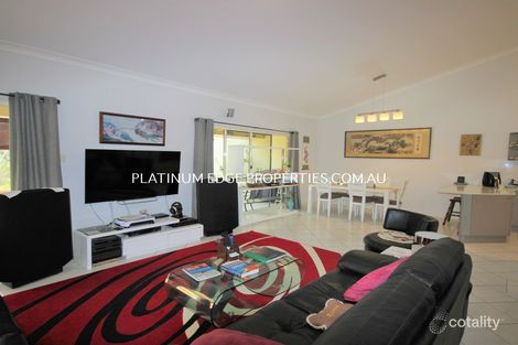 Property photo of 27-29 Yulgibar Close Kooralbyn QLD 4285
